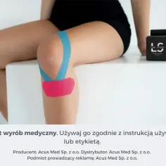 Jak nakleić tejpy na kolano? Zobacz przykład aplikacji plastrów na staw kolanowy, by zapewnić mu wsparcie.