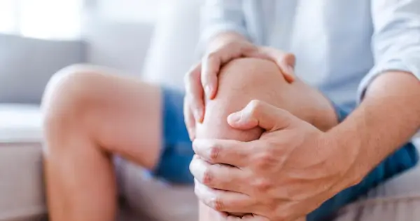 Ból kolana w spoczynku - Kiedy to coś więcej niż zmęczenie?