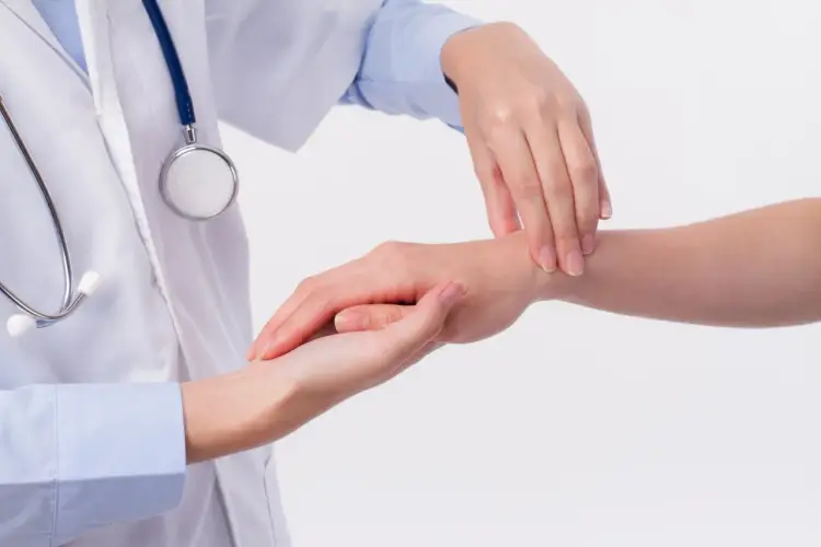 Mononeuropatie kończyny górnej - objawy, diagnostyka i leczenie
